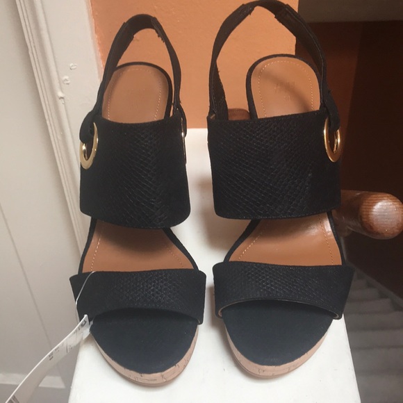 H&M Shoes - H&M Wedge Sandal